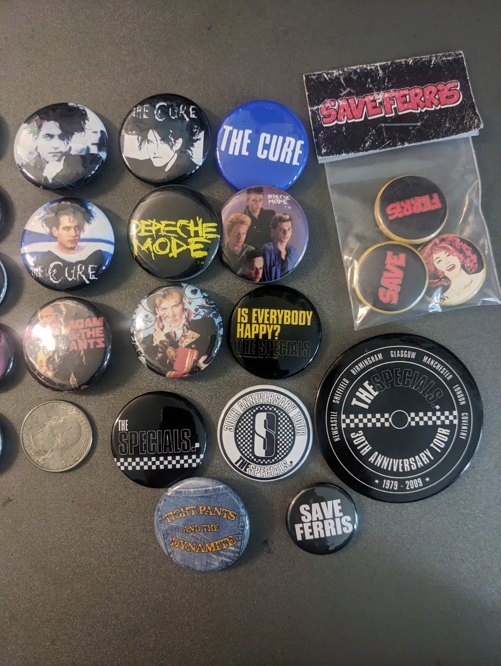 36 Punk Ska 80's Buttons - Picture 3 of 3